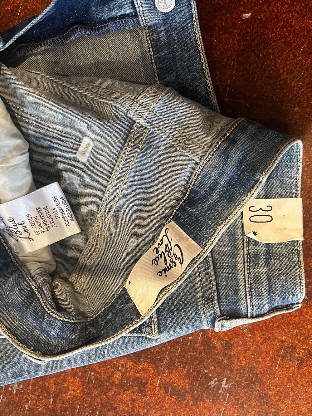 Ceramic Blue Women’s Light Wash Jeans - Size 30